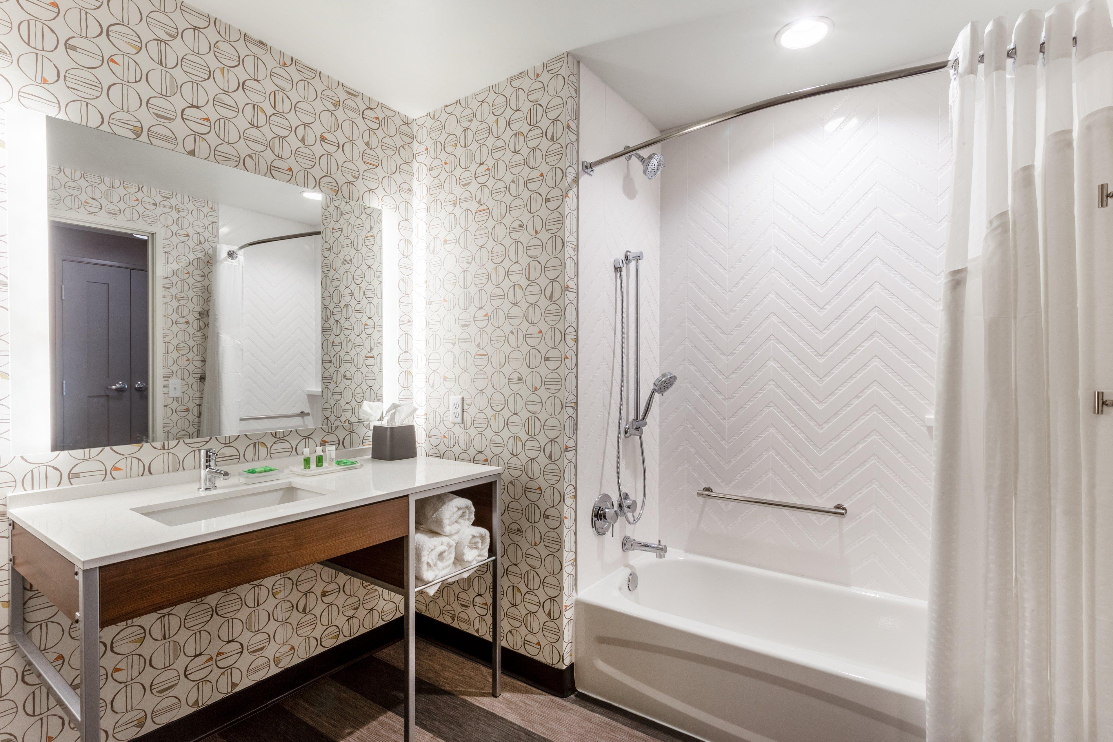 Holiday Inn & Suites Cedar Falls-Waterloo Event Ctr By Ihg מראה חיצוני תמונה